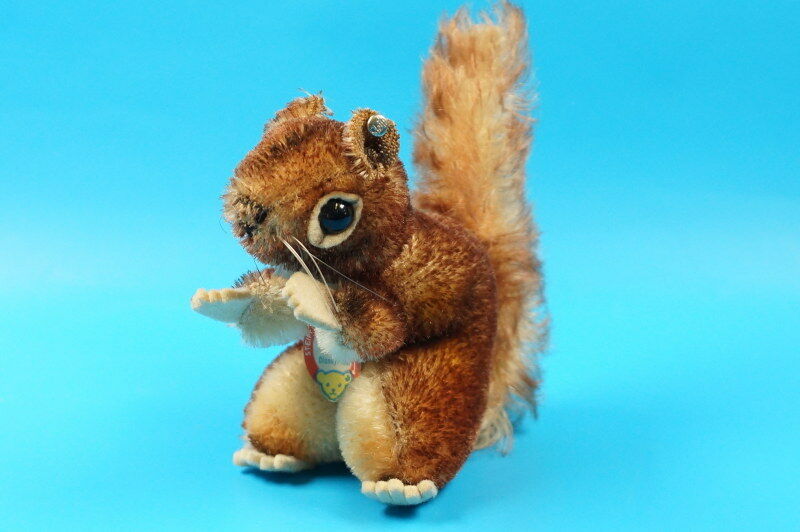 Steiff Eichhörnchen Perri mit Knopf & Brustschild – Bild 2